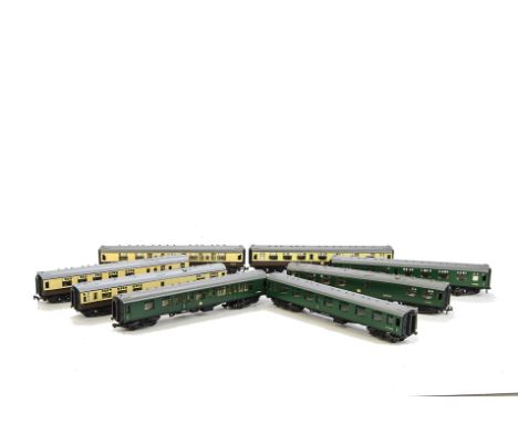 Trix Twin Railway OO Gauge Coaching Stock: in BR liveries, comprising Buffet, Brake/3rd and 1st/3rd composites in WR brown/cr