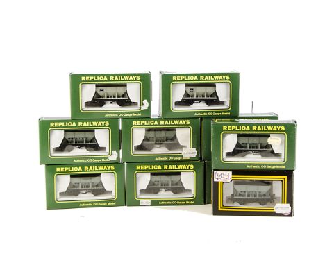 Replica Railways 00 Gauge 13412 24-Ton Hopper Wagons, in BR grey, all in original boxes, E-M, box VG-E (17, one Dapol)