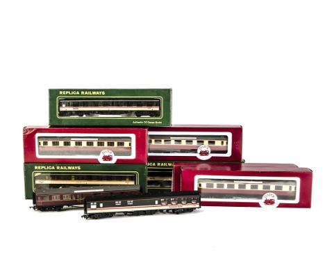 Dapol and Replica OO Gauge Coaching Stock: comprising four Dapol ex-GWR Centenary stock in BR red/cream livery, all boxed, wi