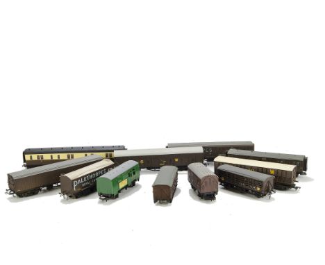 A collection of commercial and kit-built OO Gauge Rolling Stock mostly GWR-related: including 'siphons' G and H by Lima and M