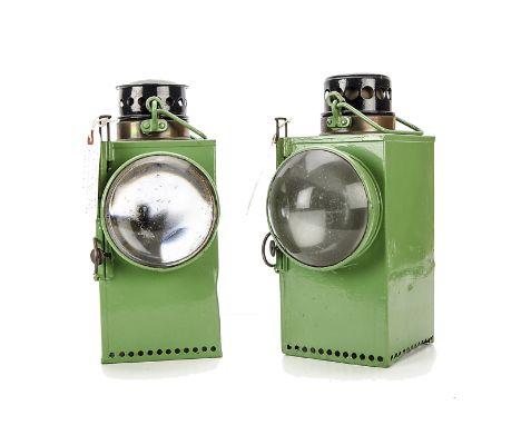 A Pair of Southern Railway Welch-type Oil Lamps: by the Lamp Manufacturing Co case no 6019, with interior lamp to Welch paten