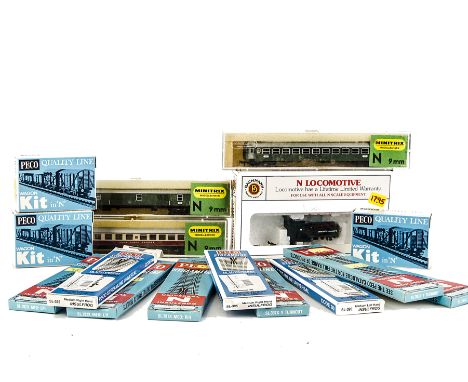 N Gauge Peco Points Wagon Kits and Mintrix Continental Coaches: Points (12), Wagon Kits (3), Rail Joiner Packs (3, one Nylon)