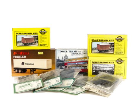 OO Scale wagon and other kits by various makers: including three by Ratio (ref 541 x2 and 542), a Ratio Grounded Coach Body, 