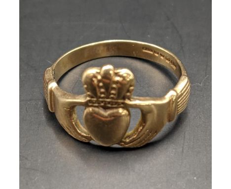 A 9ct gold Irish Claddagh ring, total weight 5.6gLocation: 