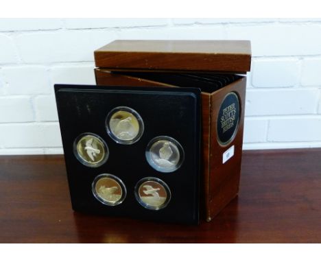 Peter Scott's British Birds, limited edition set of thirty five sterling silver medallions, by John Pinches (Medalists) of Lo