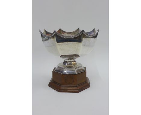 Edwardian silver octagonal fluted bowl, William Hutton &amp; Sons, Sheffield 1908, on an oak pedestal base, 27 x 19cm excludi