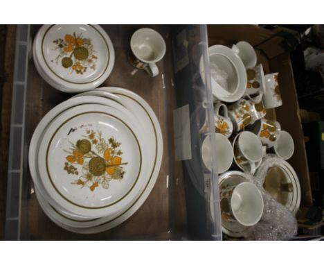 TWO TRAYS OF MIDWINTER COUNTRYSIDE TEA AND DINNERWARE
