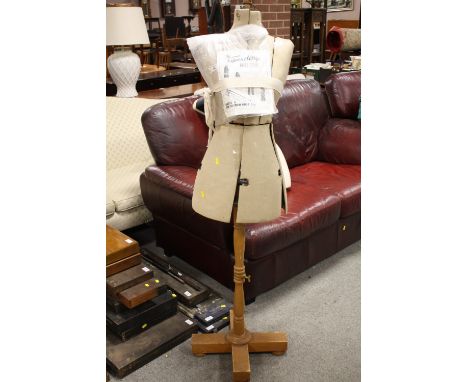 A VINTAGE 'THE EXPANDING DRESS STAND'  