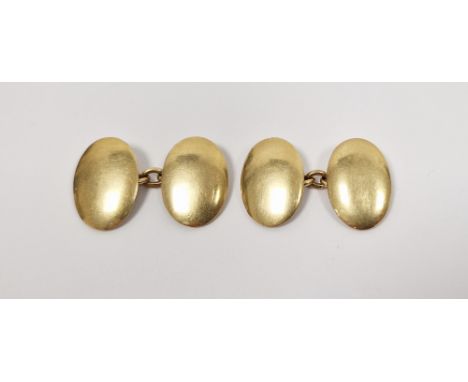Pair 18ct gold oval panel and chain-pattern cufflinks, 17.9g&nbsp;Condition ReportOverall good condition, some light suface m