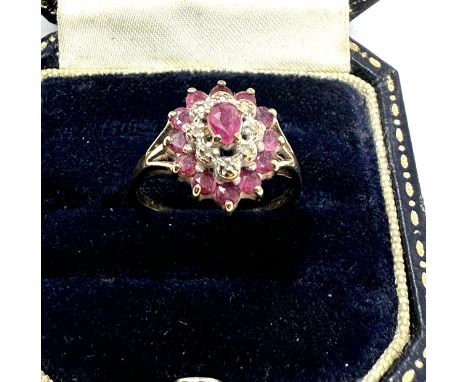 9ct gold diamond &amp; ruby cluster ring (2.2g) 