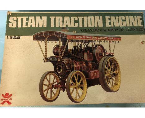 Bandai 1:16 scale steam traction engine model kit boxed 