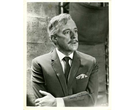 GUINNESS ALEC: (1914-2000) English actor, Academy Award winner. A good signed 8 x 10 photograph, the original vintage publici