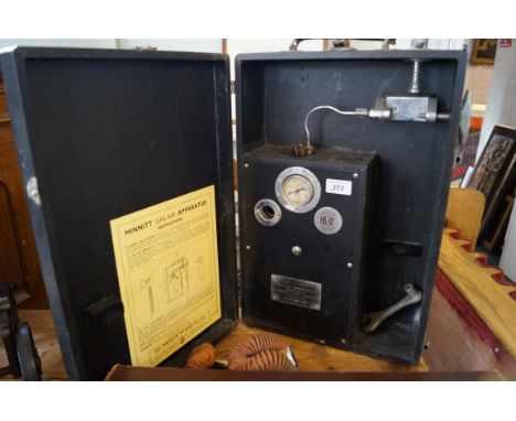  Vintage cased  Minnitt gas air apparatus.