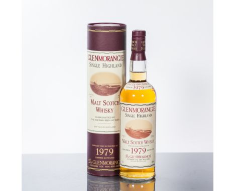 GLENMORANGIE 1979
Single Highland Scotch Whisky. 70cl, 40% volume, in tube.
