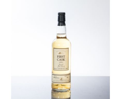 CONVALMORE 16 YEAR OLD FIRST CASK 1981
Single Speyside Scotch Whisky, distilled March 1981. Cask no. 89/604/110, bottle no. 2