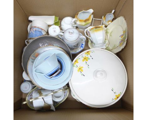 A collection of decorative china including an Art Deco tureen, Noritake and a small Crown Devon sauce boat **PLEASE NOTE THIS