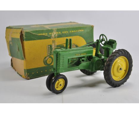 Ertl 1/16 John Deere Tractor. E in F Box.