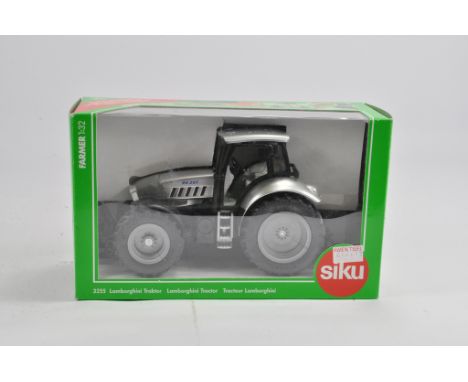 Siku 1/32 Lamborghini R8.265 Tractor. M in Box.