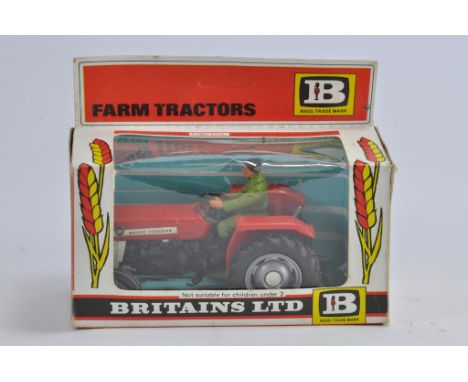 Britains 1/32 Massey Ferguson 135 Tractor. Missing Exhaust otherwise E in Box.