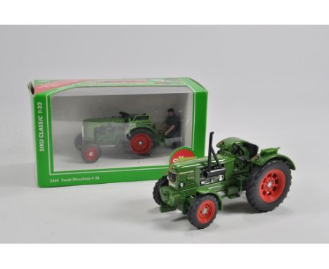 Siku Duo of 1/32 Vintage Tractor Models. (2)