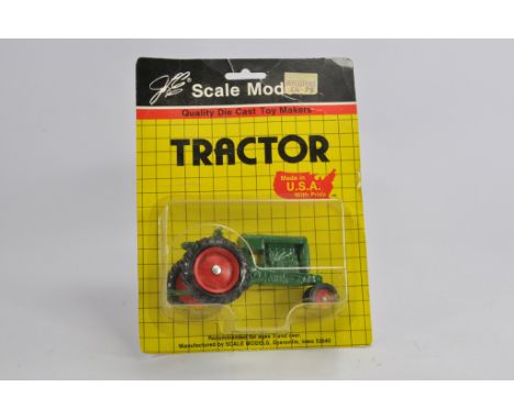 Scale Models 1/32 Rowcrop Tractor. Green. M in Bubble Packaging. 