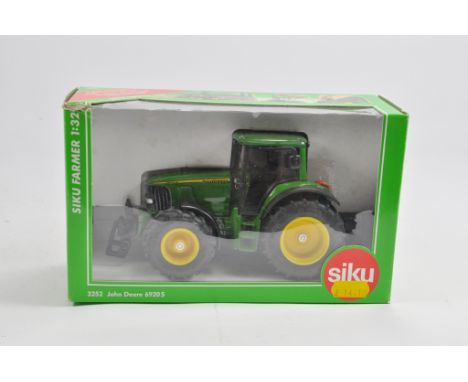 Siku 1/32 John Deere 6920S Tractor. M in Box.