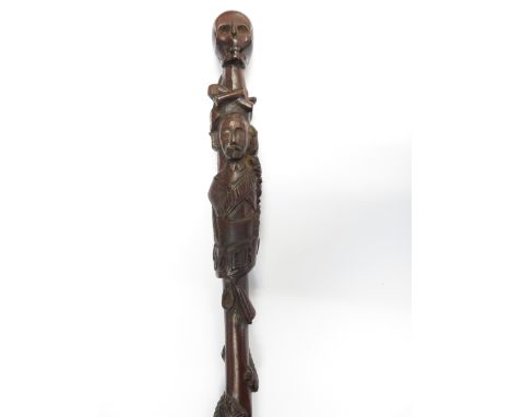 Boer war hand carved swagger stick, decorated as a totem pole with crocodile officer &amp; skull head Length 83 cm 