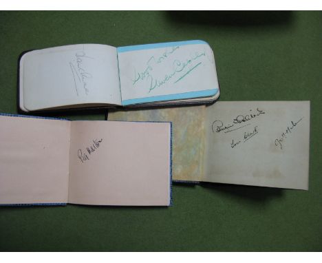 Autographs - Yorkshire Cricket 1950, including Hutton Yardley, Wilson. Sheffield Wednesday, Mcintosh, Rogers, Froggatt, Doole