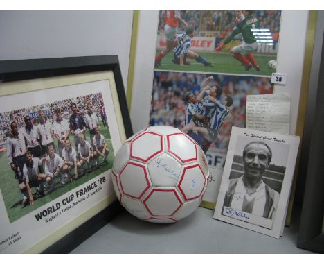 Eric Cantona Hand Signed White Card - 3.5 x 2 Inches Autograph - Soccer Cut  Signatures at 's Sports Collectibles Store