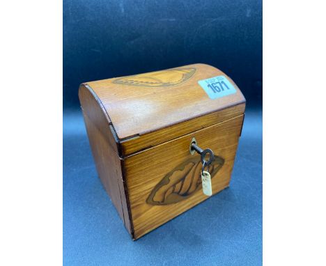 A Georgian satin wood tea caddy inlaid with shell motifs, 4.5 inches wide