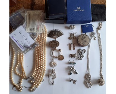 A quantity of late 20th century and modern jewellery comprising mainly silver and white metal items, 4 simulated pearl neckla