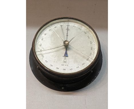 A WWII German Kriegsmarine bulkhead aneroid barometer by Lufft, marked Mb M 221 N/G A/F 