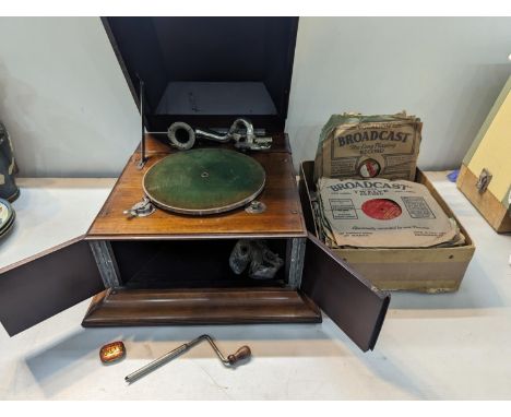A W T Roberts &amp; Son gramophone A/f, together with mixed 78s to include Jock's Return on Hogmanay and Primo Scala's Accord