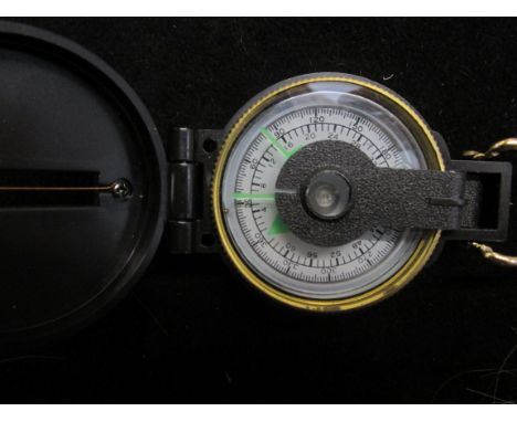 Engineer directional compass