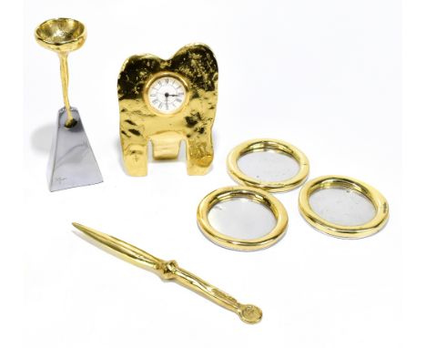DAVID MARSHALL (born 1942); a brass strut-type desk timepiece, unsigned, height 18.9cm, with a brass and aluminium pedestal d