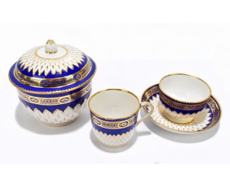 DERBY; four pieces of late 18th/early 19th century porcelain including sucrier and cover, a teacup, a tea bowl and saucer, ea