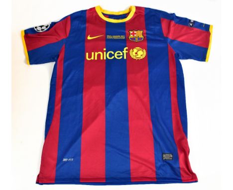 LIONEL MESSI; a Barcelona Final London 2012 football shirt, signed to the reverse, size XL.Additional InformationCreasing and