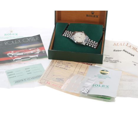 Rolex Oyster Perpetual Date stainless steel gentleman's wristwatch, ref. 15000, serial no. 7154xxx, circa 1981, silvered dial