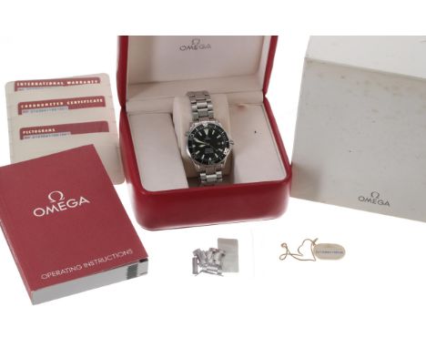 Omega Seamaster Professional 'Special Forces Communicator' stainless steel gentleman's wristwatch, ref. 21230411001001, seria