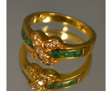 An 18ct gold Emerald and Diamond ring, 5g