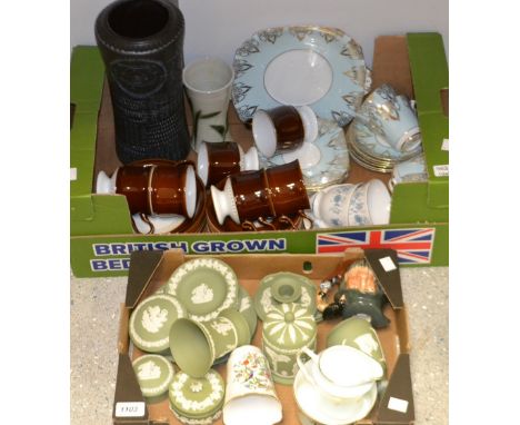 Ceramics- green Wedgwood Jasper Ware, Denby cups and saucers, Aynsley, Royal Doulton, a Victoria part tea service, etc 