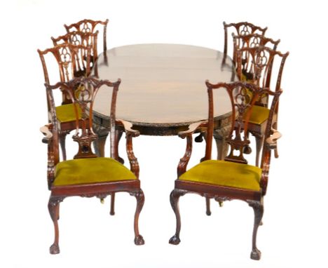 CATALOGUE AMENDMENT: THE LENGTH EXTENDED IS 287CM - Late Victorian mahogany extending dining table, in the Chippendale Reviva
