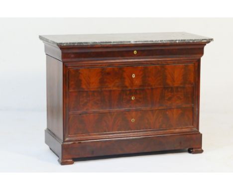 French mahogany commode chest, grey marble top over an ogee fronted long frieze drawer and three flame mahogany long drawers 