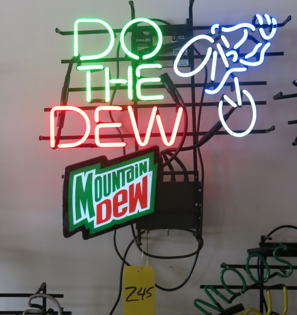 Mountain Dew Neon Sign (NEW)