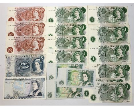 Bank of England notes including Hollom portrait series C five pounds 'A77', Somerset Duke of Wellington five pounds 'ER10', v