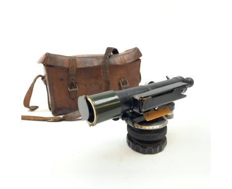 Lacquered brass level by E. R. Watts &amp; Sons, London:, No '53068' in brown leather case - Condition Report 