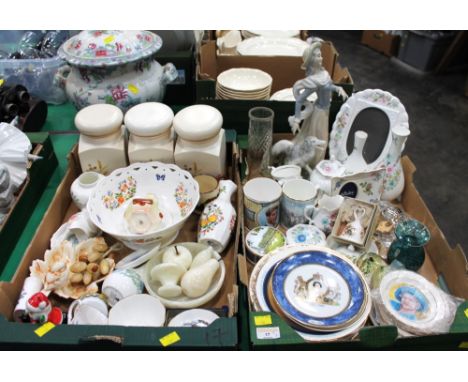 Two boxes of Aynsley Wild Tudor Cottage Garden decorative plates, trinkets, figurines, etc 