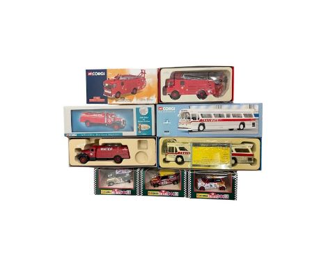 A mixed lot of boxed Corgi die-cast toys, to include: - Corgi Classics Trailways GM 5302 - Limited Edition Texaco Mack B Seri