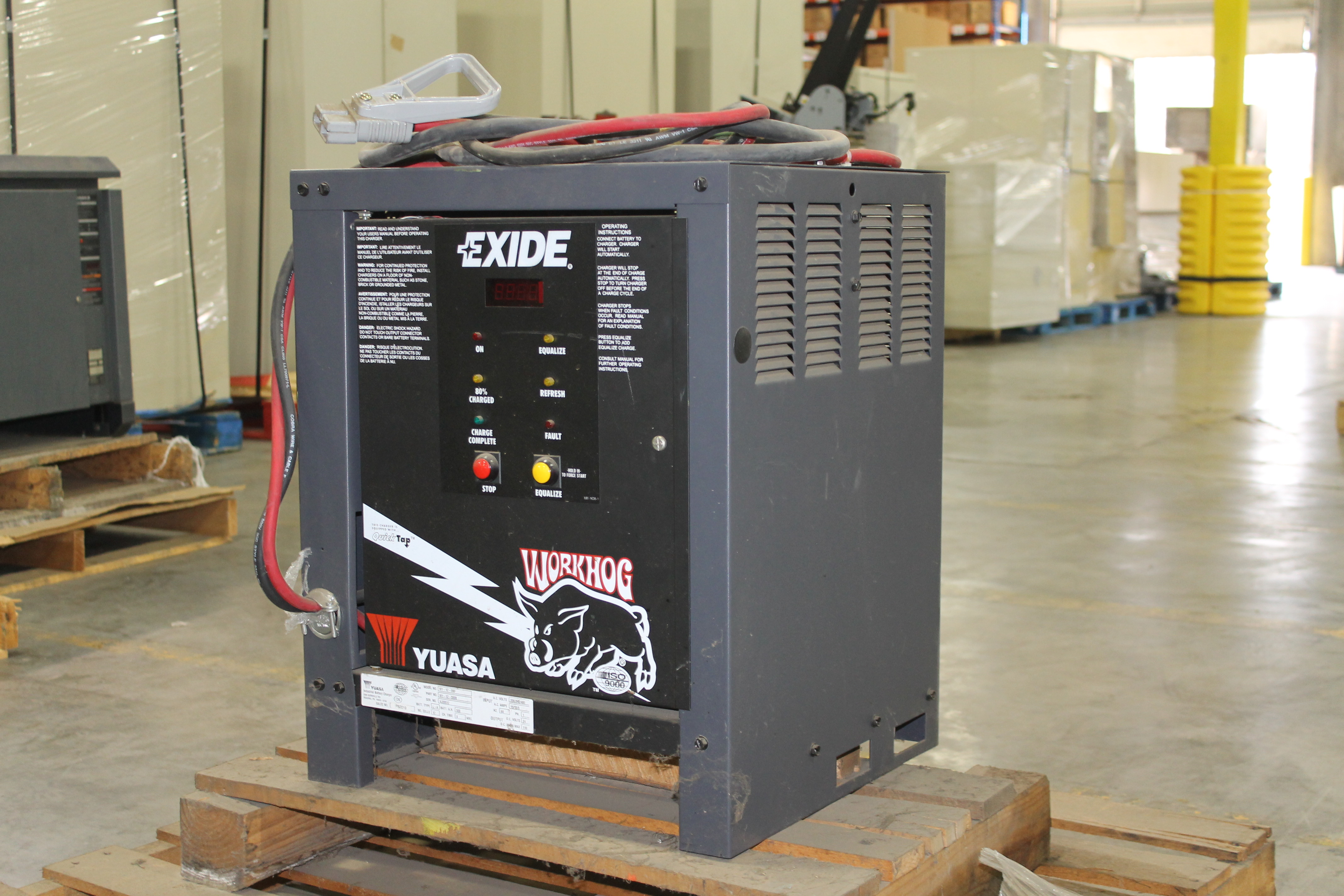 Lot 69 - EXIDE WORKHOG ELECTRIC FORKLIFT BATTERY CHARGER, 24V
