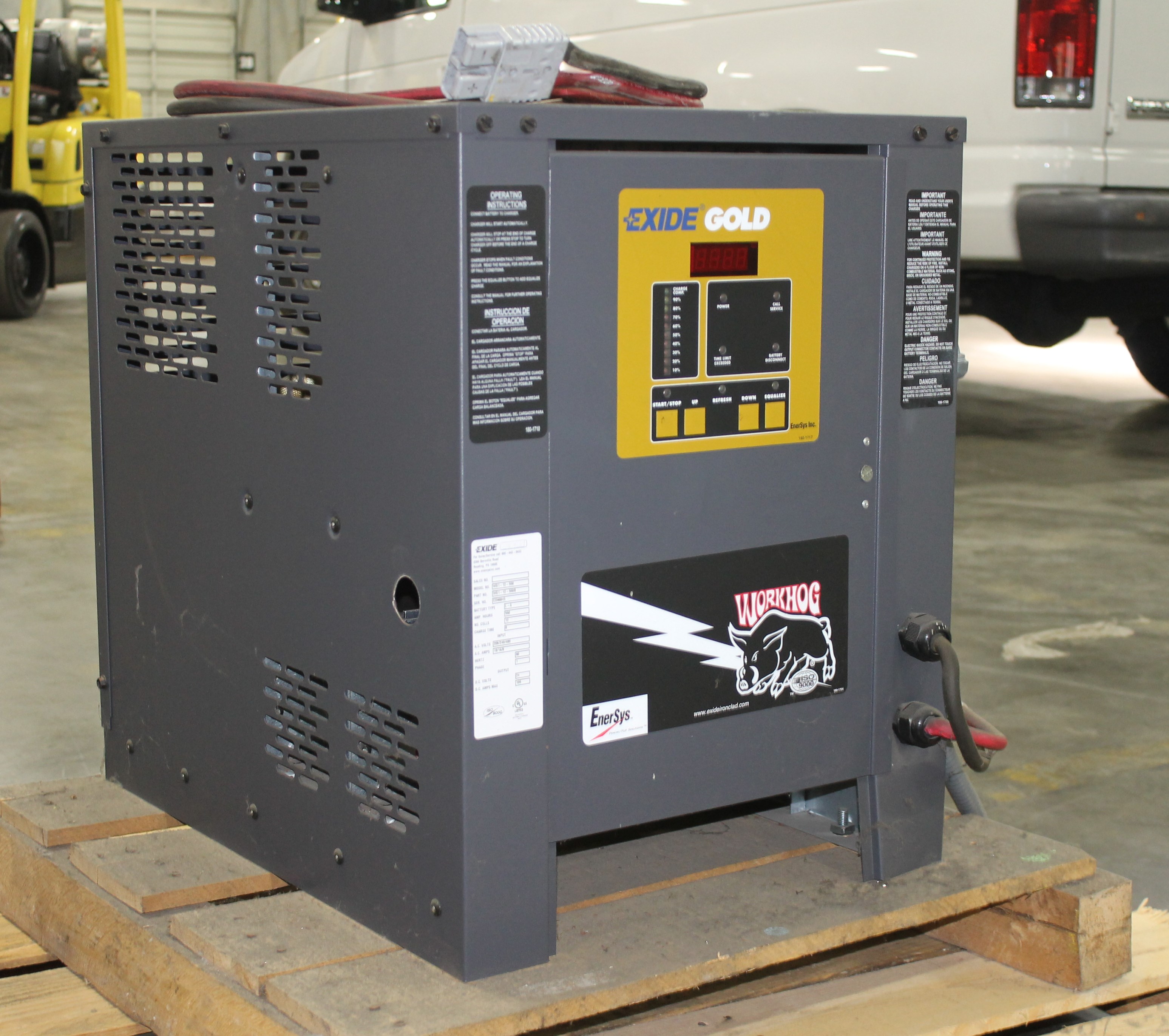 EXIDE GOLD ELECTRIC FORKLIFT BATTERY CHARGER, 24V MODEL WG112550